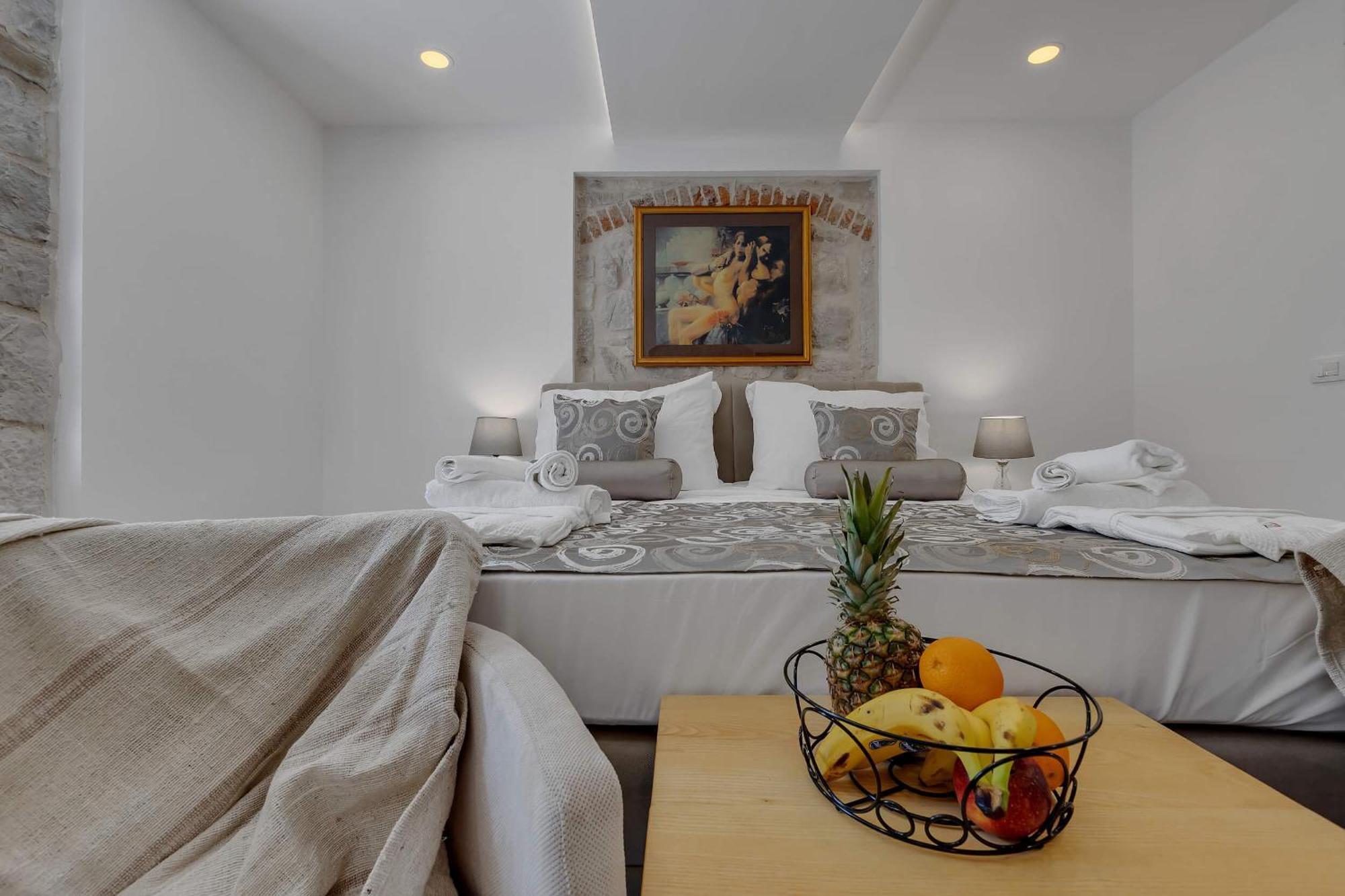 Luxury Rooms Palace B&B Makarska Eksteriør billede