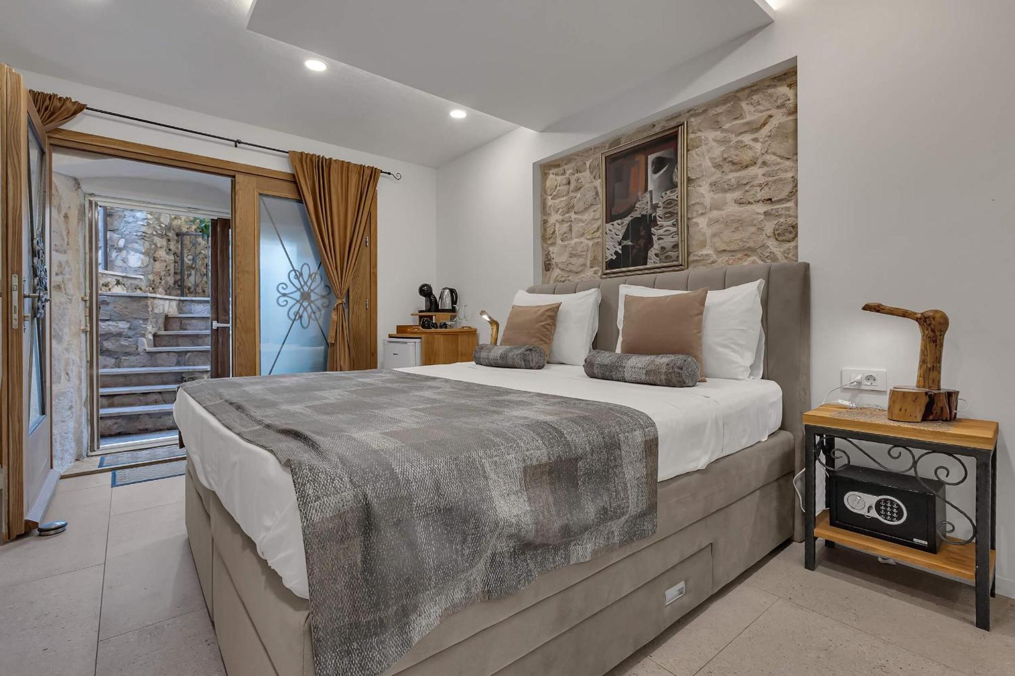 Luxury Rooms Palace B&B Makarska Eksteriør billede