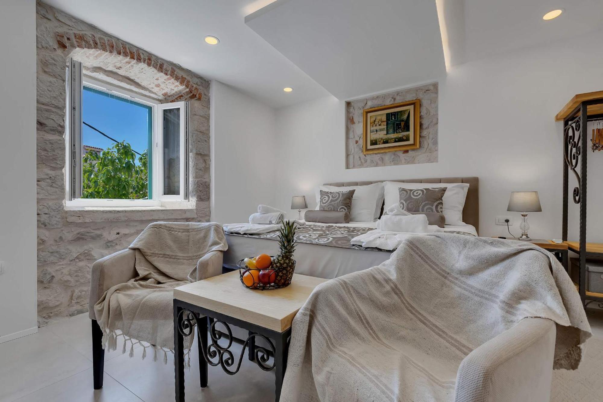 Luxury Rooms Palace B&B Makarska Eksteriør billede